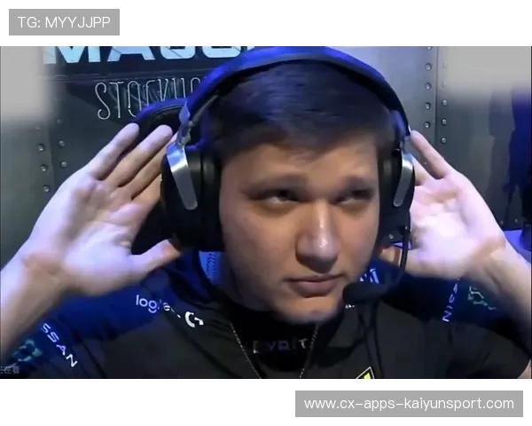 CS2重现s1mple残局一穿四封神瞬间——指尖重启的电竞传奇